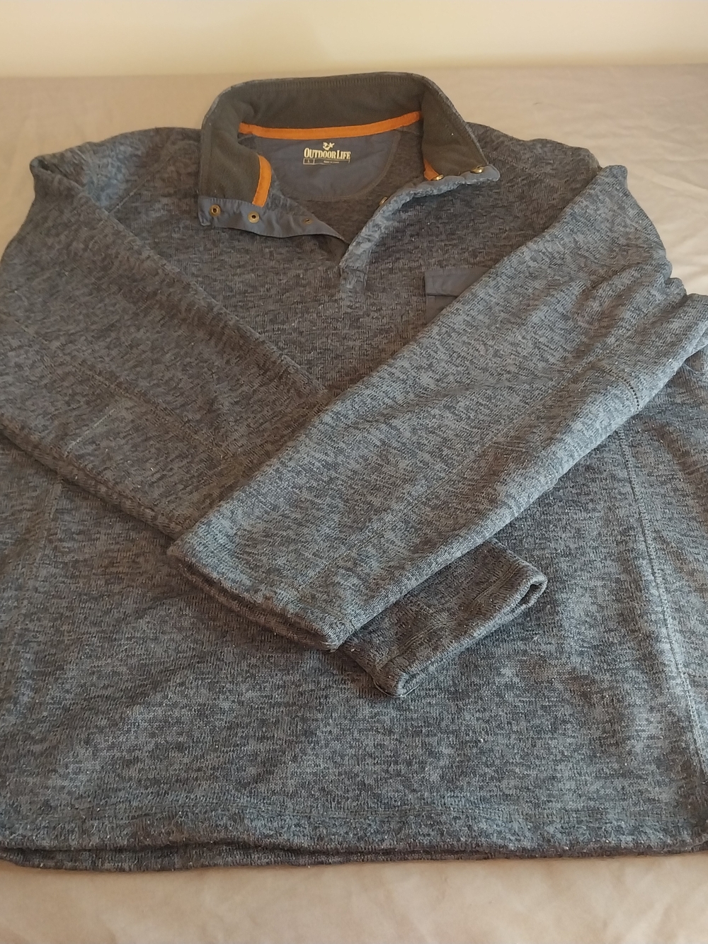 Outdoor Life Heathered Gray Pullover with Contrasting Trim # 188